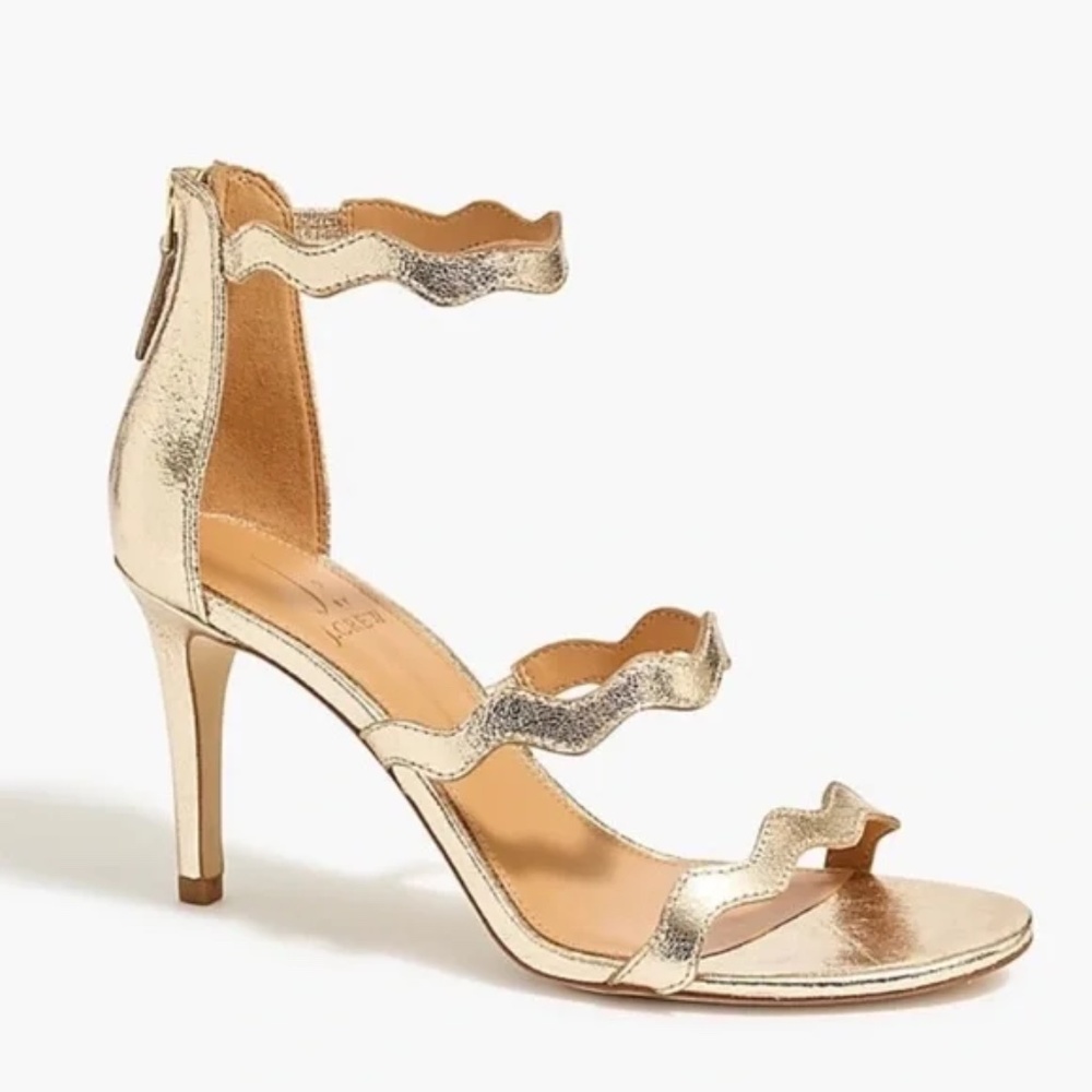 New! Sexy Gold Strappy Scalloped Heels!